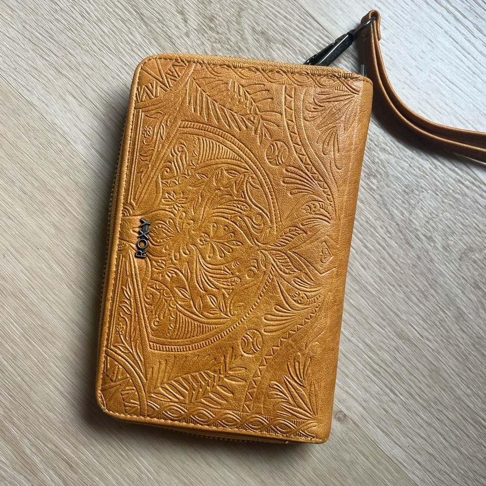 Roxy Tan Embossed Wallet
